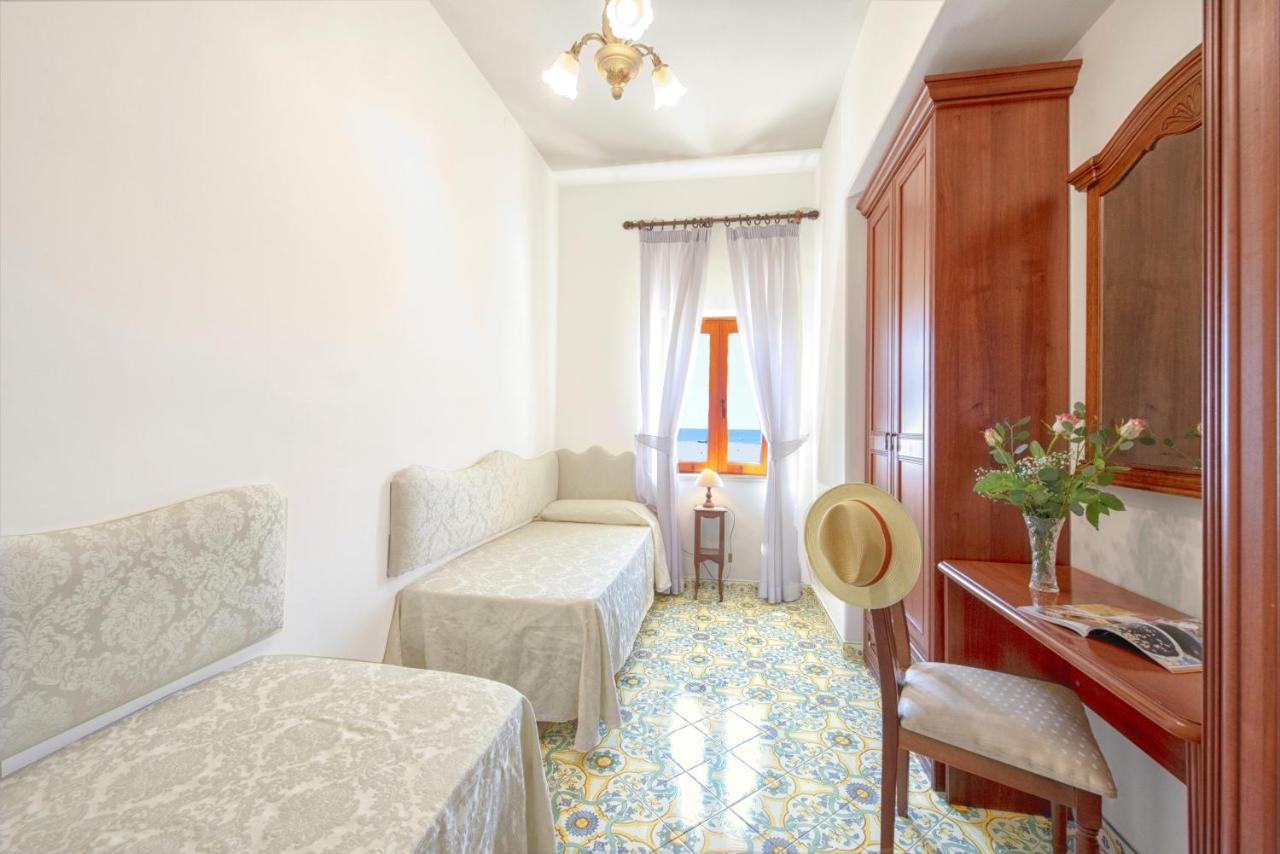 Villa Costanzo Beachfront Air Conditioning And Free Wi-Fi Positano Exterior foto